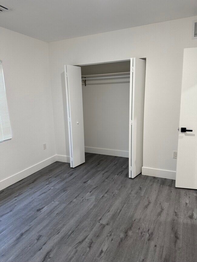 224 NW 57th St