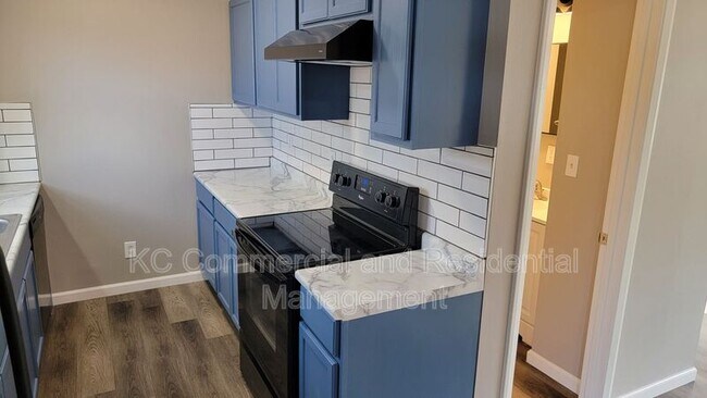 Photo - 400 Gallatin St