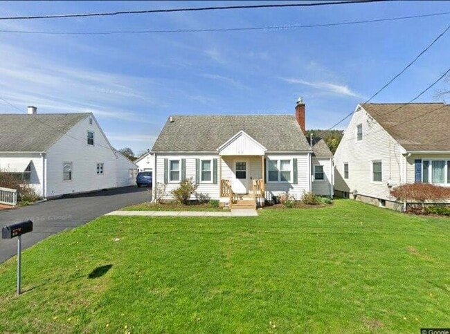 Building Photo - 810 Spruce St
