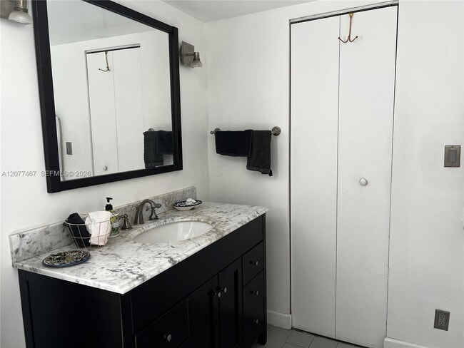 Photo - 20441 NE 30th Ave Unit 324-9