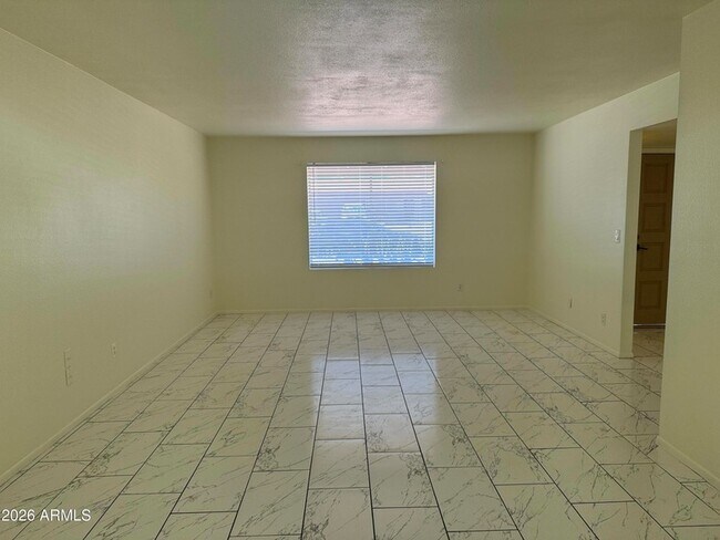 Photo - 4731 W Paradise Ln
