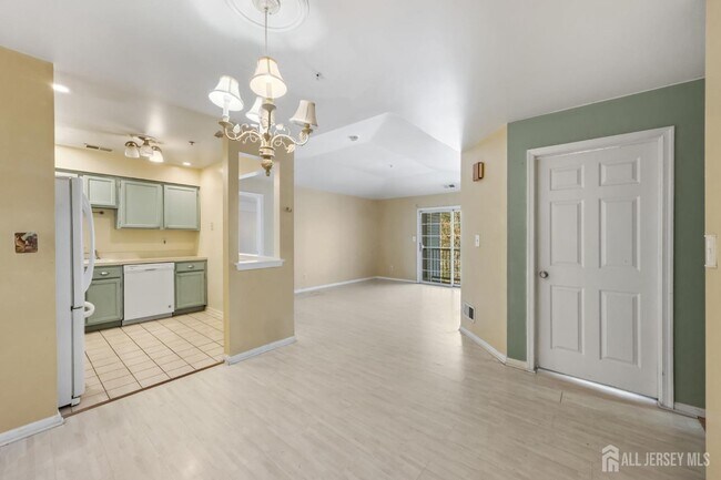 Photo - 1036 Waterford Dr