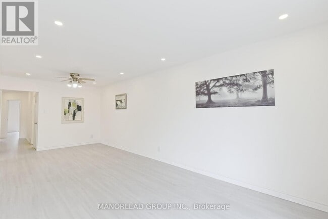 Photo - 32 Clydesdale Dr