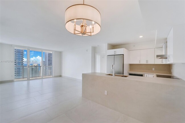 Photo - 1155 Brickell Bay Dr Condominio Unidad 3409