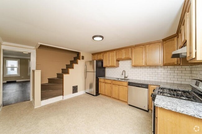 Building Photo - 1606 5th Ave Rental