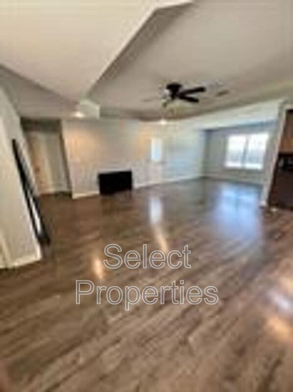 Photo - 201 County Rd 4063