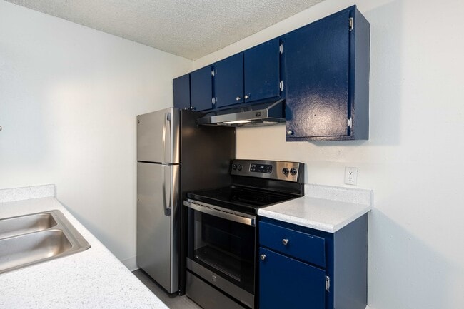 Photo - Carriage Green Apartments