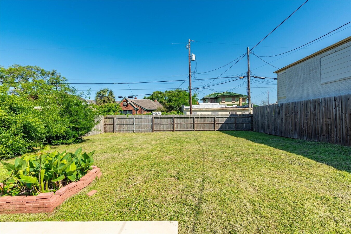 Photo - 4508 Avenue O 1/2