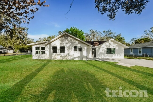 Building Photo - 33931 Emerald Pond Loop