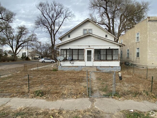 Building Photo - 526 Jackson St Rental