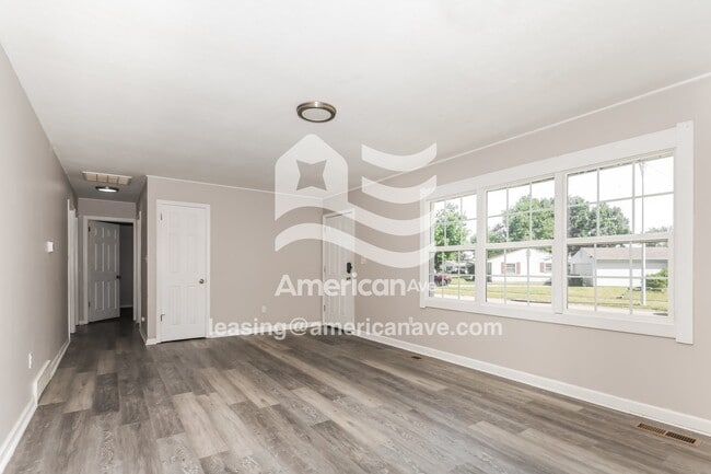 Photo - 2195 Mountview Cir