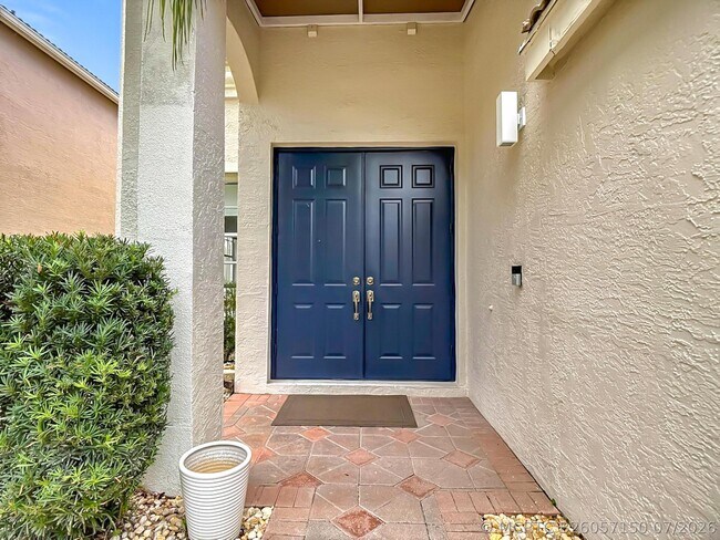 Building Photo - 1154 Oakwater Dr