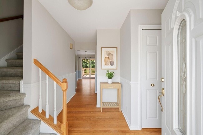 Photo - 406 Lakewood Dr