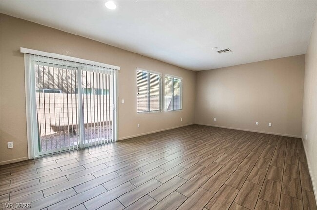 Photo - 3925 Meadow Foxtail Dr