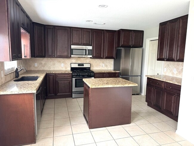 Photo - 10411 Deer Branch