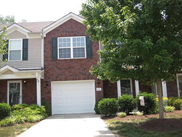 Building Photo - 105 Antler Ridge Cir
