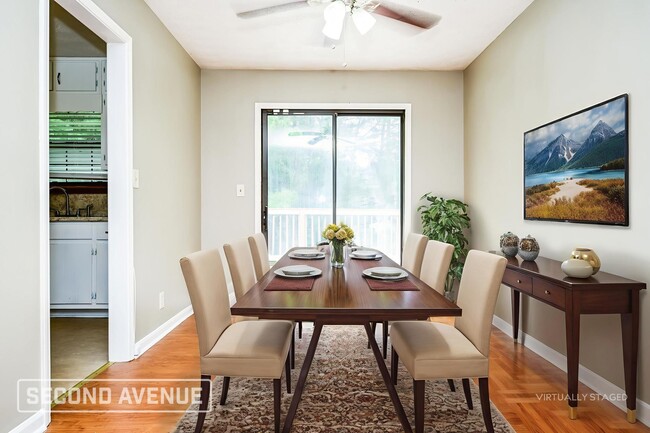 Photo - 2237 Rocklane Dr