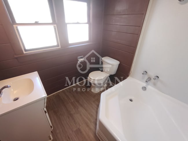Photo - 1432 Ohio Ave