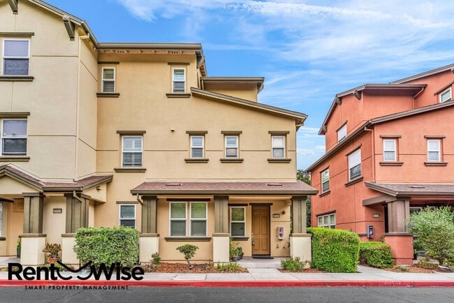 Building Photo - 25425 Huntwood Ave Rental