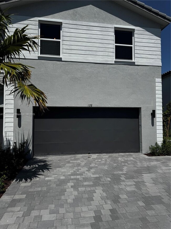 Photo - 128 SW 184th Way Casa Adosada