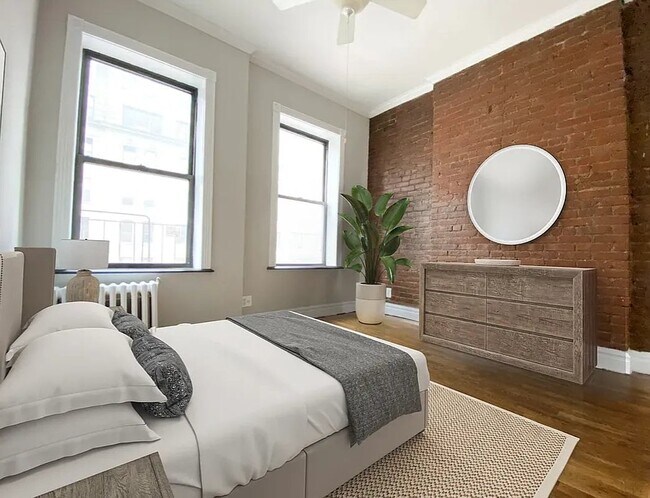 219 E 23rd St Unit 17
