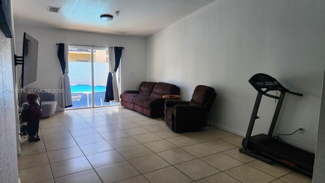 Photo - 3926 SW 48th Ave