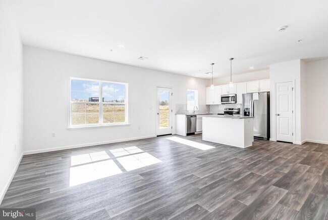 Photo - 7843 Briarwood Dr