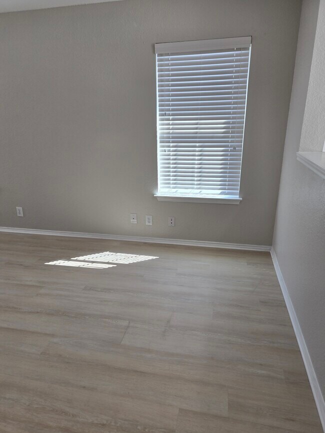 Photo - 212 Capistrano Dr