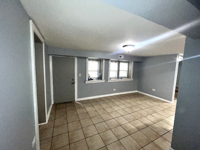 Photo - 2701 E 75th Pl Unit G