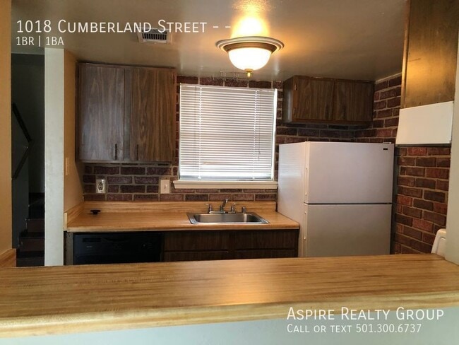 Photo - 1018 Cumberland St Unit 14