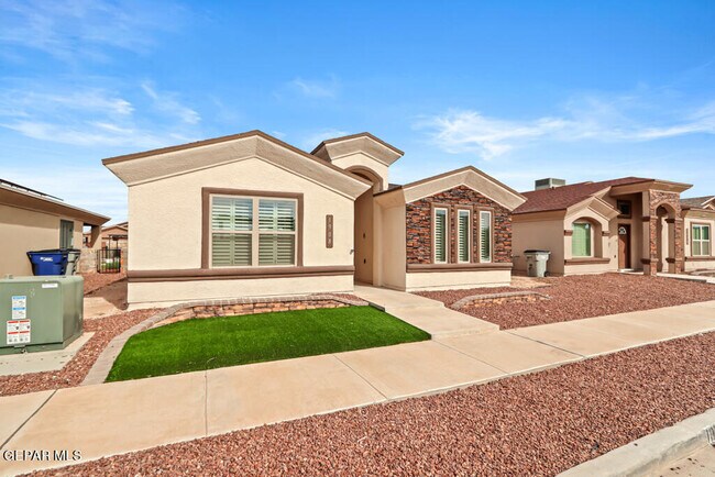 Photo - 1908 Thomas Lackland St