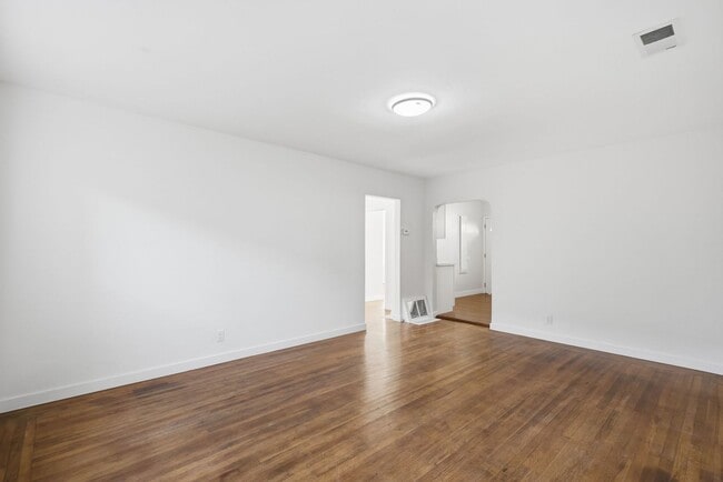 Photo - 541 Jackson Ave Unit 541