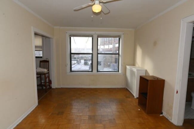 717 W Belmont Ave Unit J01W