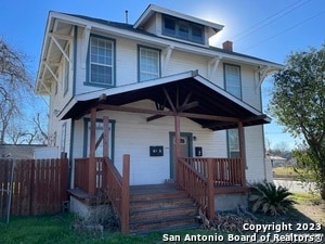 Building Photo - 102 Bailey Ave