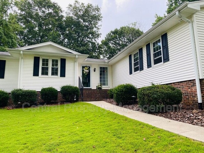 Photo - 4724 Coach Hill Dr