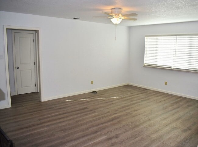 Photo - All Utilities Paid Including Internet!