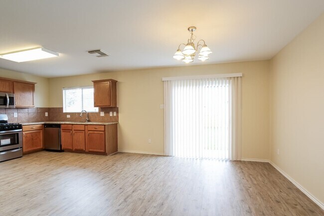 Photo - 5006 Arbury Hill Ln