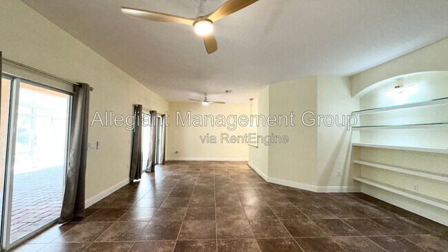 Photo - 1287 Glendora Rd N