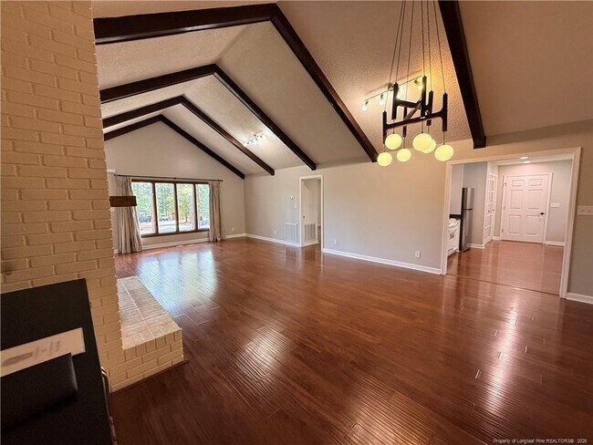 46 Shadow Dr