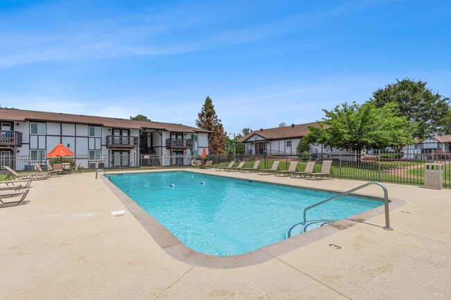 Photo - Nottingham Apartments