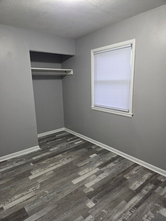 Photo - 1025 S St Clair St Unit 1027