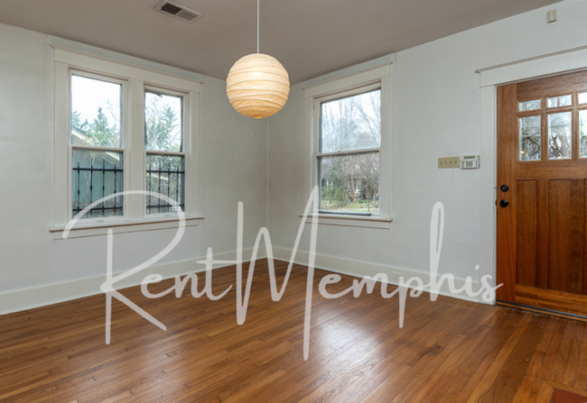 Photo - 771 Metcalf Pl