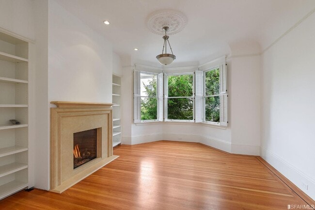 Building Photo - 3679 Sacramento St Rental