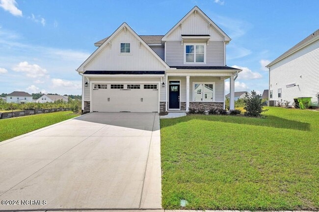 Building Photo - Discover this new spacious 4-bedroom, 3.5-bath home in Grayson Park