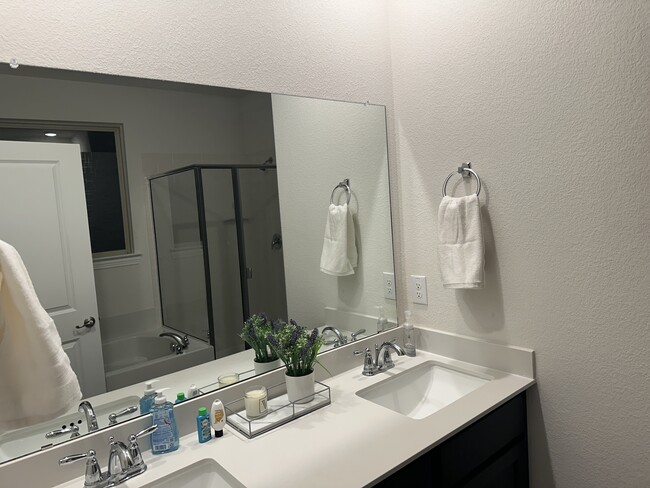 Photo - 3621 Arabella Way