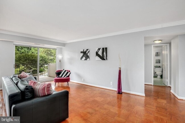 Photo - 9039 Sligo Creek Pkwy Unidad 205