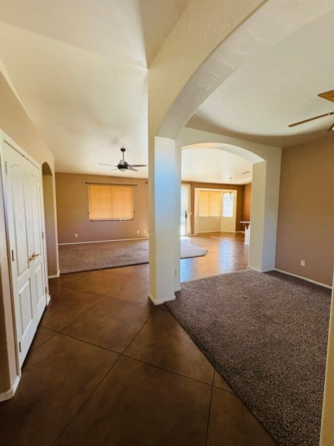 Photo - Oro Valley- 4 bedroom/ 2 bathroom home