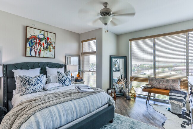 2BR, 2BA - 1626 SF