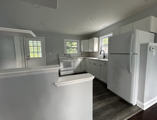 Photo - 152 Cottage Rd