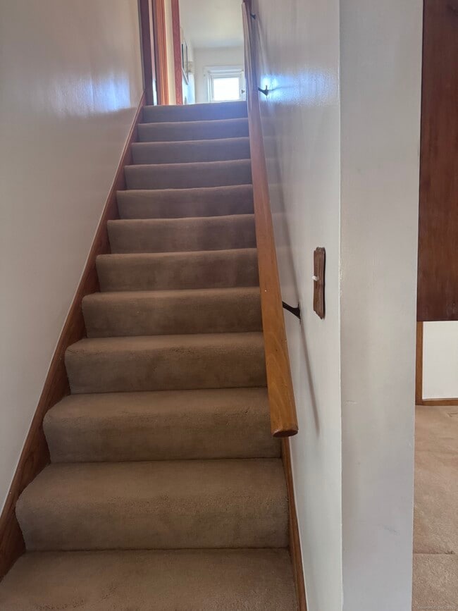 Photo - 212 Dayton Rd